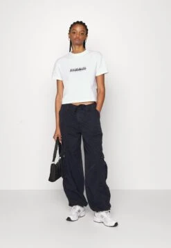 Napapijri Box Crop - T-Shirt Imprimé - Bright White 11 Napapijri Box Crop - T-Shirt Imprimé - Bright White -Napapijri b3e2853db6264cb392f2829532261123