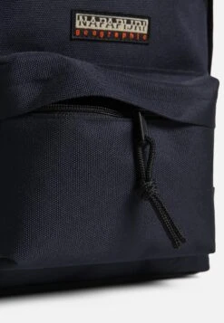 Napapijri Voyage Mini - Sac À Dos - Blu Marine 10 Napapijri Voyage Mini - Sac À Dos - Blu Marine -Napapijri d2b9f4b2138443fc9fc7559956a90981